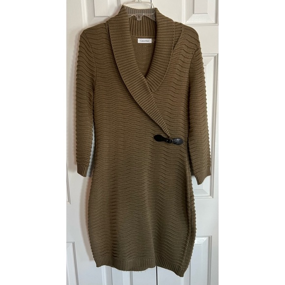 Size M Calvin Klein sweater dress. Amazing condition. Worn under 10 times - Picture 1 of 4